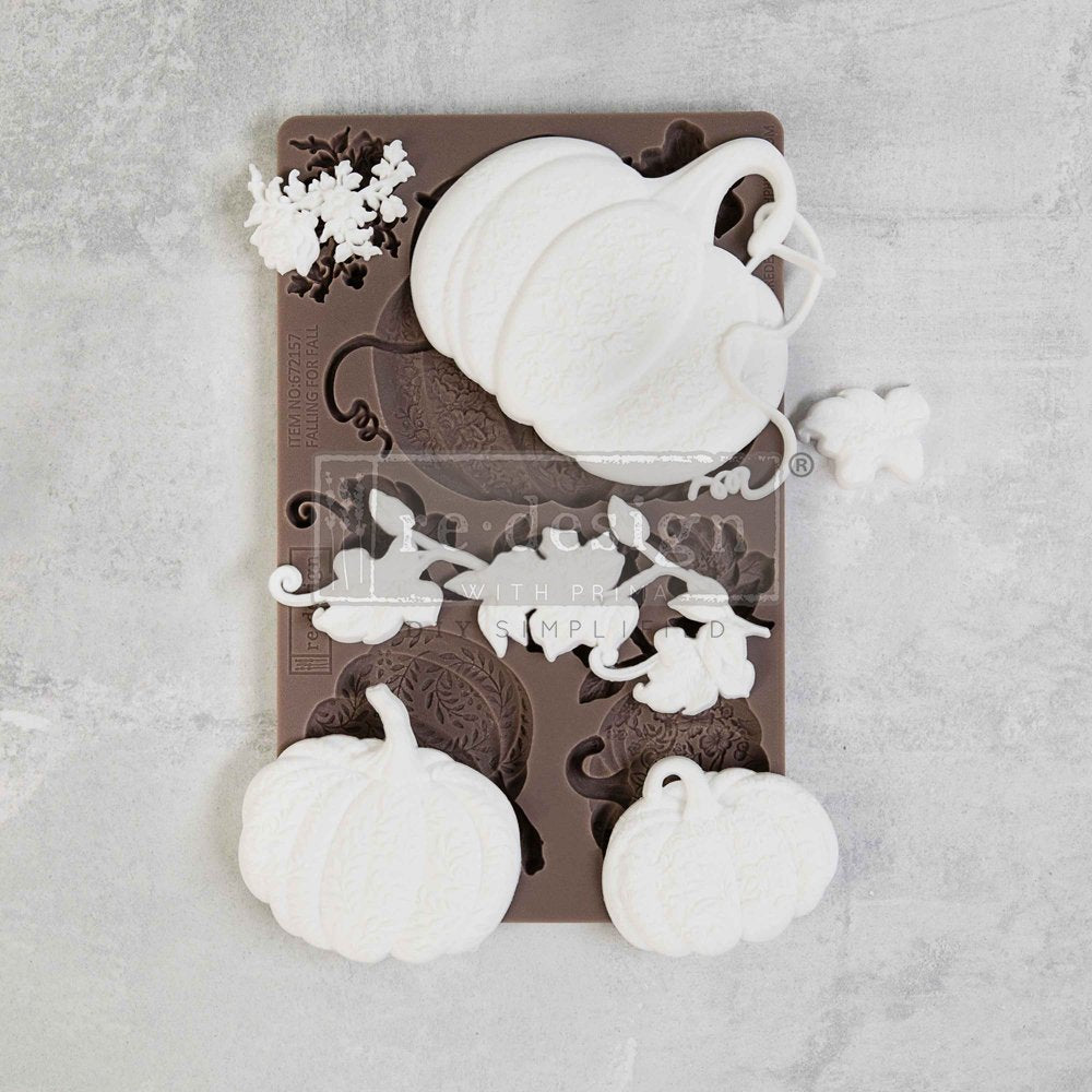 FALLING FOR FALL