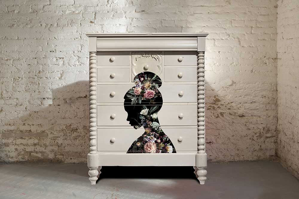 FLORAL SILHOUETTE