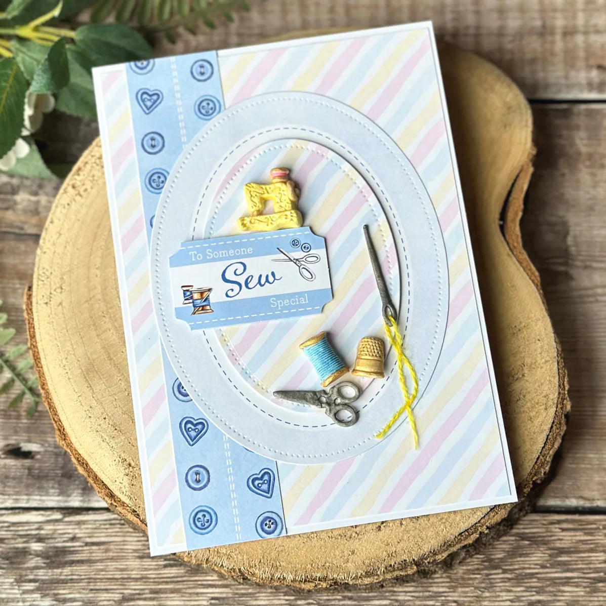MINIATURE SEWING SET