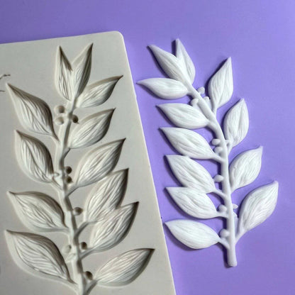 WHITE- ALUMILITE AMAZING RESIN KIT (CASTING RESIN)