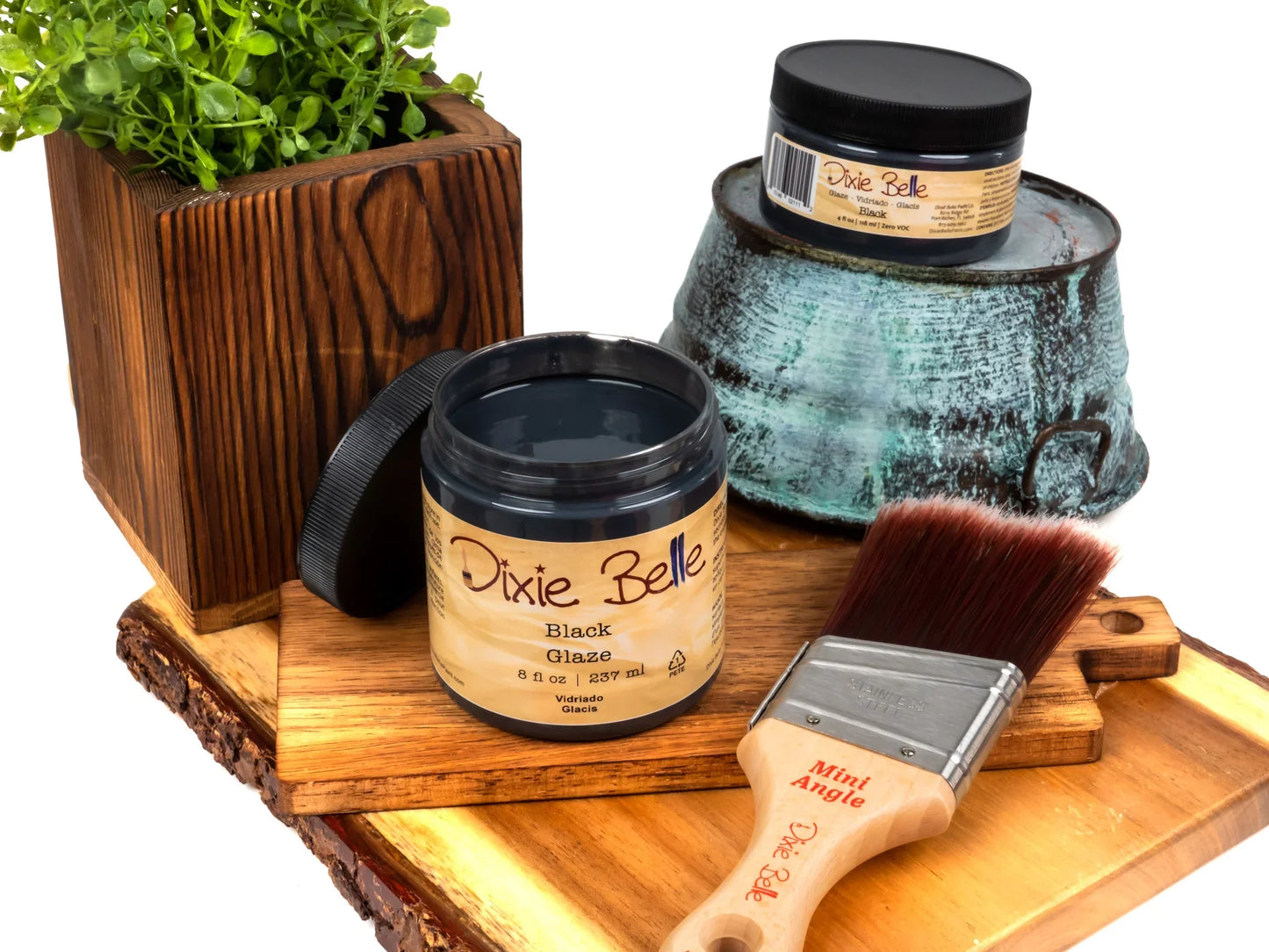 BLACK GLAZE