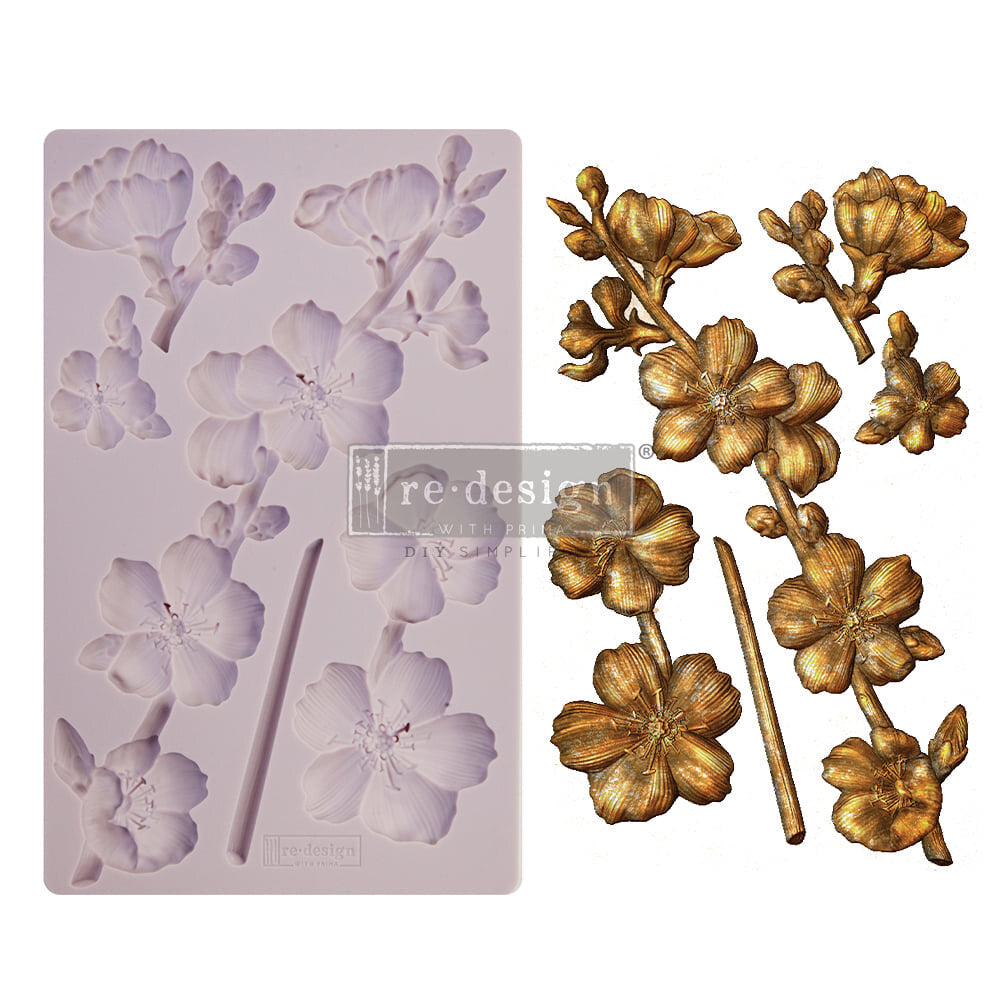 BOTANICAL BLOSSOMS