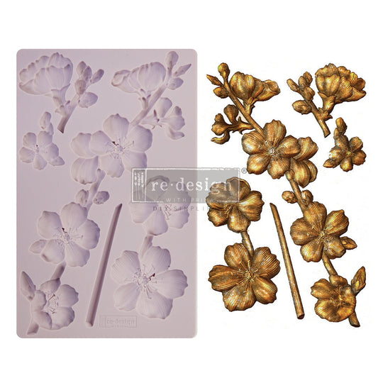 BOTANICAL BLOSSOMS