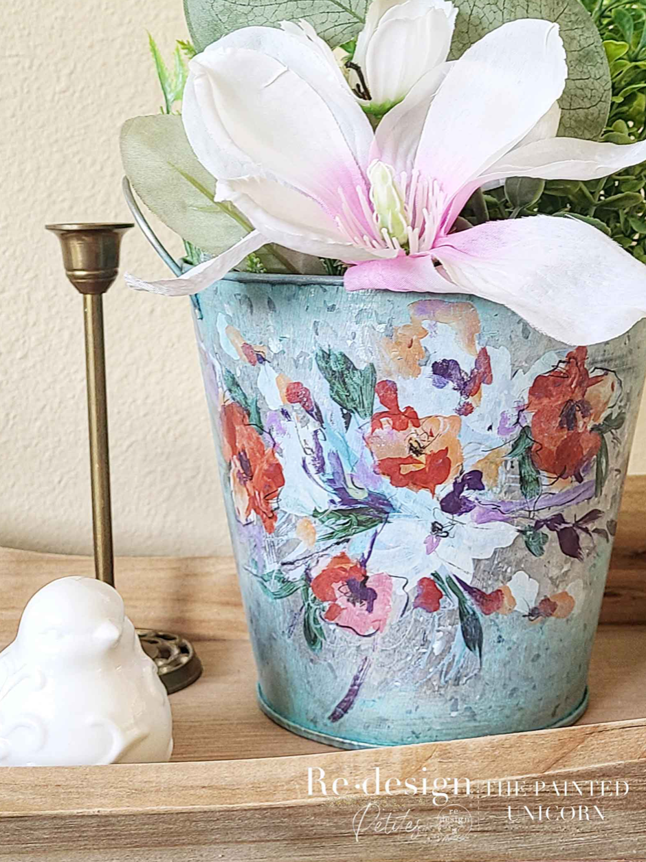 RADIANT BLOOMS